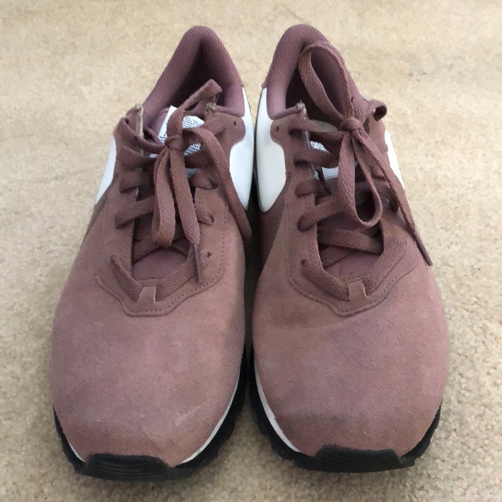 Nike Prelove X.O. Shoes